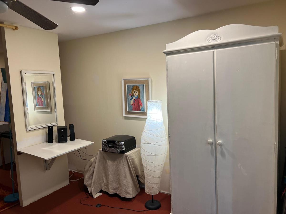 Apartamento Abierto Con Patio Matadepera Bagian luar foto