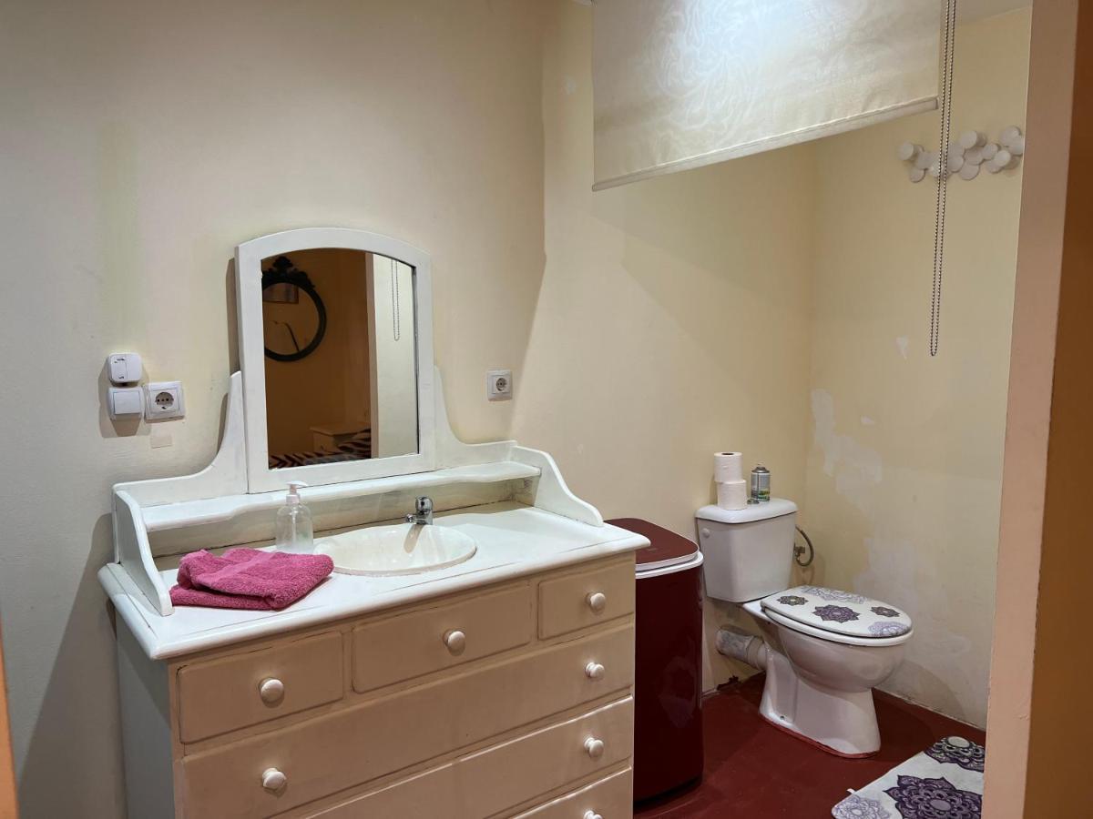 Apartamento Abierto Con Patio Matadepera Bagian luar foto