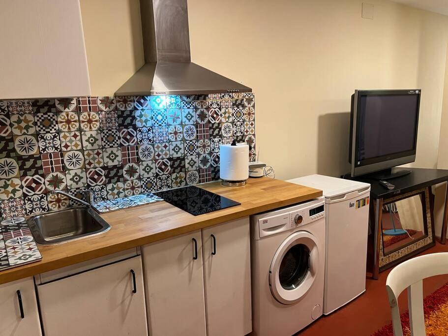 Apartamento Abierto Con Patio Matadepera Bagian luar foto